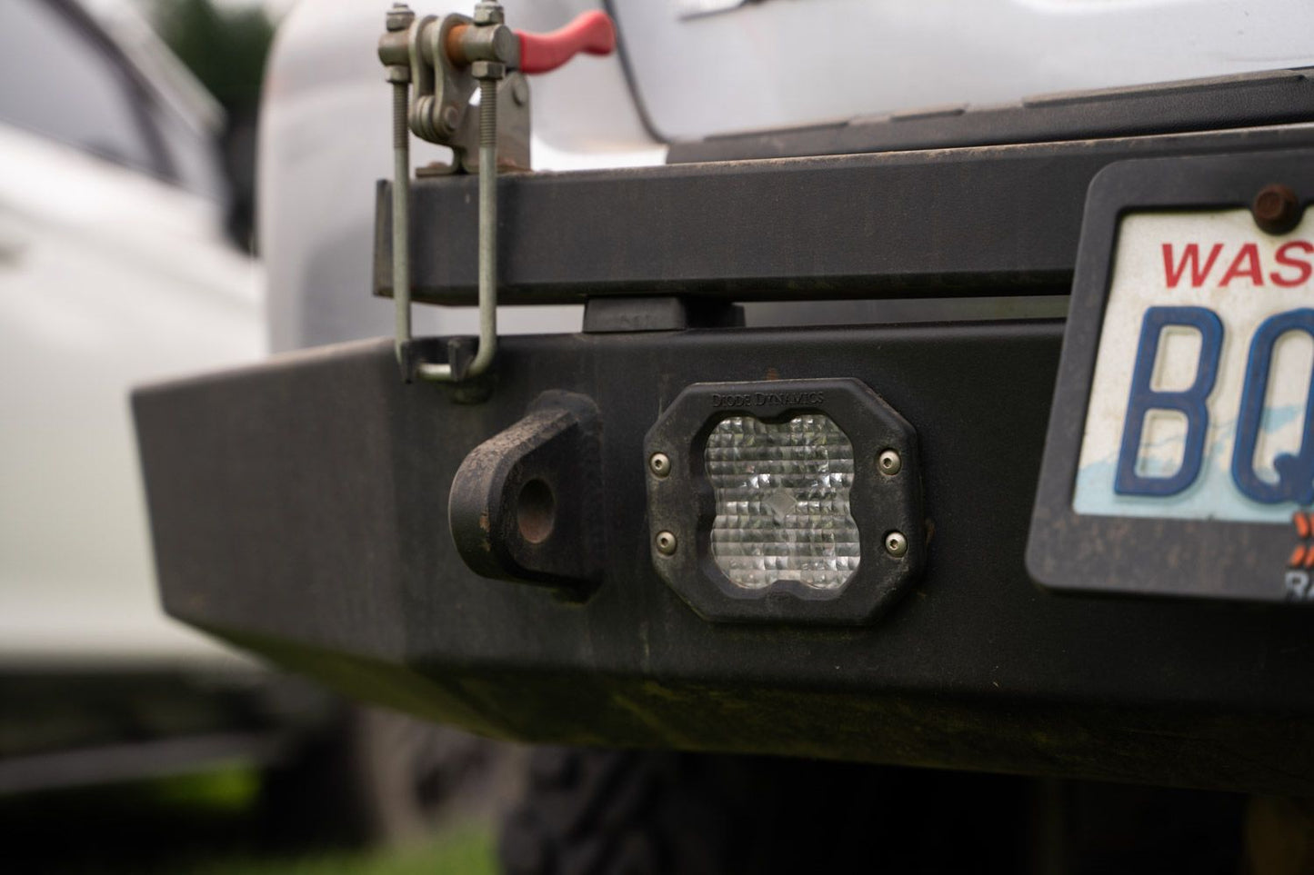 SS3 White Pro Flush Mount LED Pod (pair)