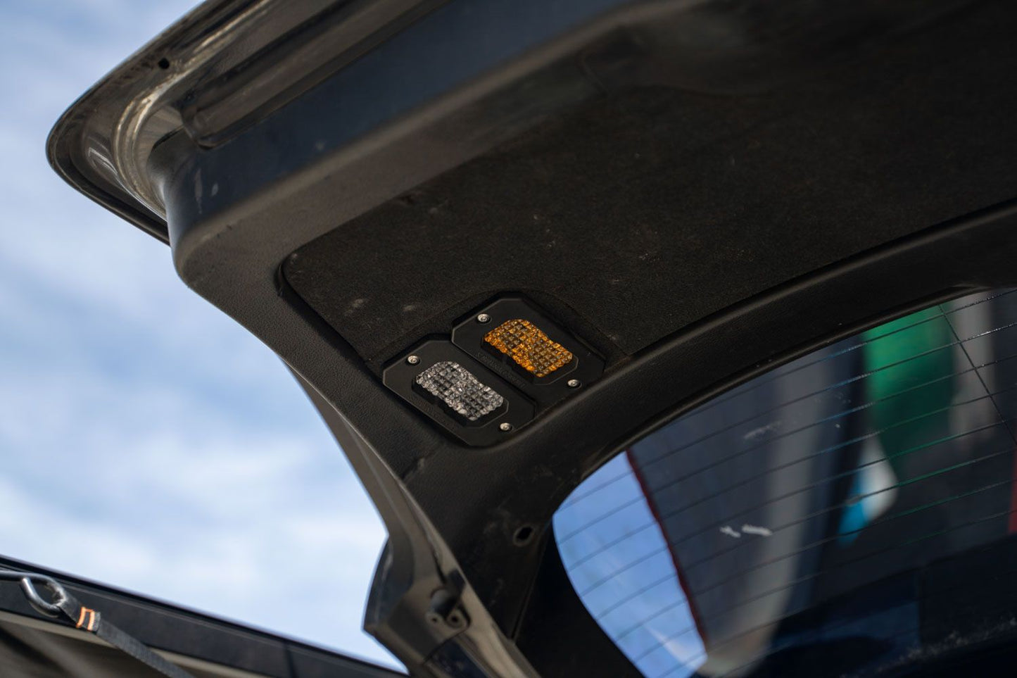 SSC2 Yellow Sport Flush Mount LED Pod (pair)
