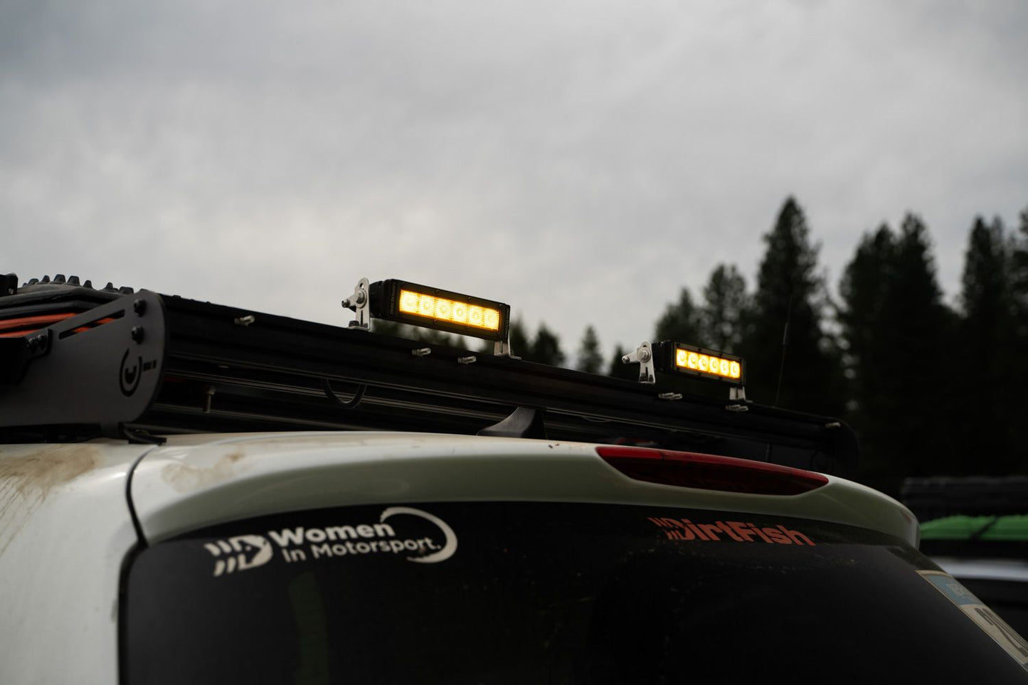 Car roof with lights 
